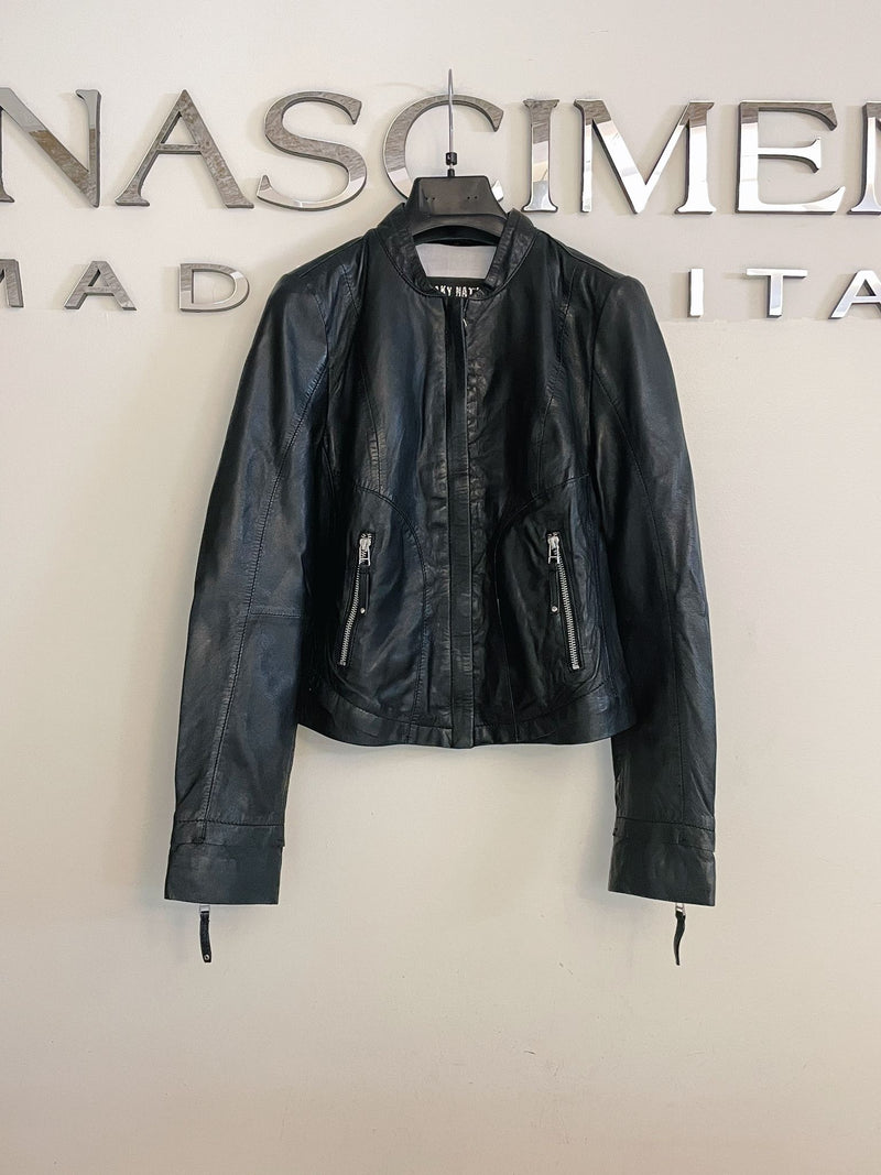 Taillierte Lederjacke
